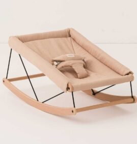 Bebê conforto Growing green linho sand  82 x 44 x 39 cm