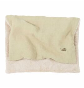 Manta de inverno bordada em linho francês Green tea 70 x 100 x 3 cm