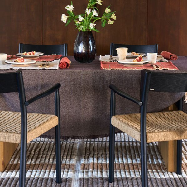 Toalha de Mesa Vertical Café 170 x 250 cm
